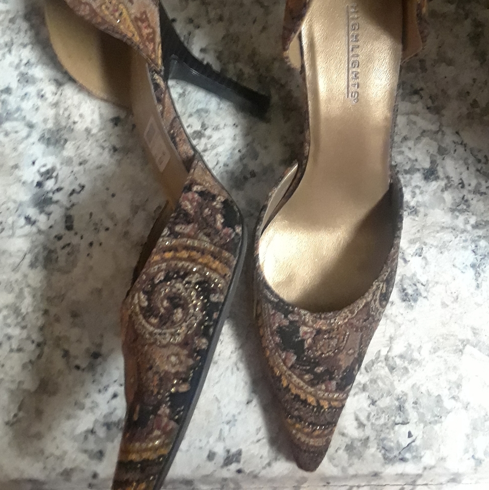 One inch heels